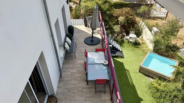 Maison familiale avec jardin et garage