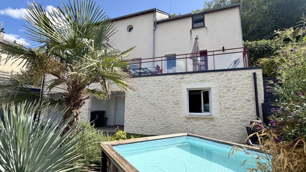 Maison familiale avec jardin et garage