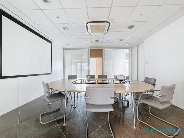 Bâtiment au Technoparc de 523m2