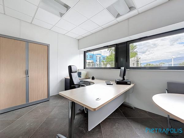 Bâtiment au Technoparc de 523m2