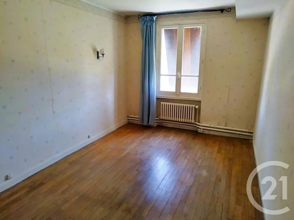 Immeuble à vendre  1556 m 2   CHAMBLY  - 60
