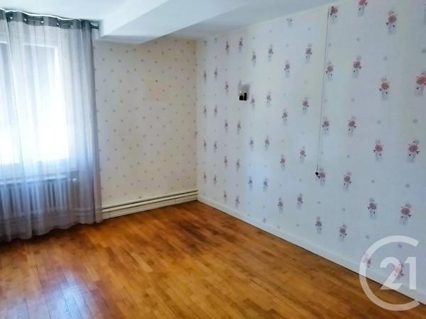 Immeuble à vendre  1556 m 2   CHAMBLY  - 60