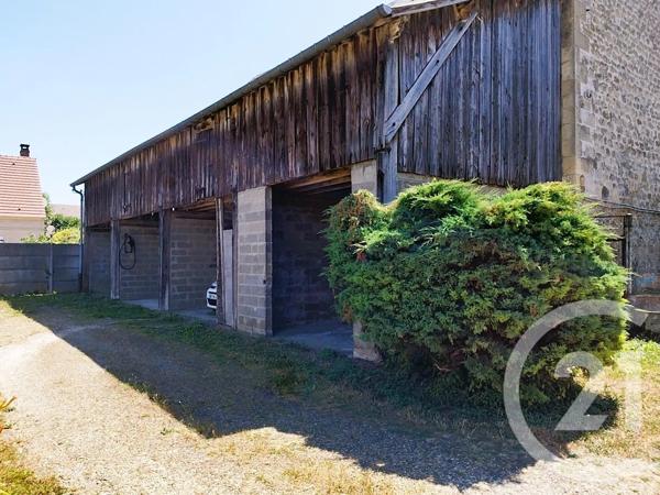 Immeuble à vendre  1556 m 2   CHAMBLY  - 60