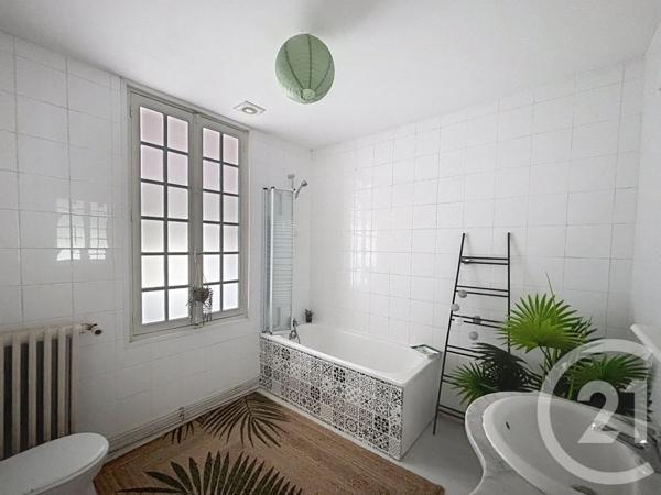 Maison à vendre  5 pièces - 130 m 2   COMPIEGNE  - 60