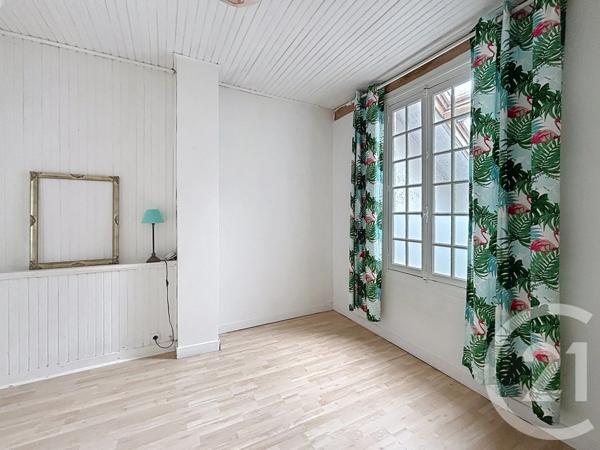 Maison à vendre  5 pièces - 130 m 2   COMPIEGNE  - 60