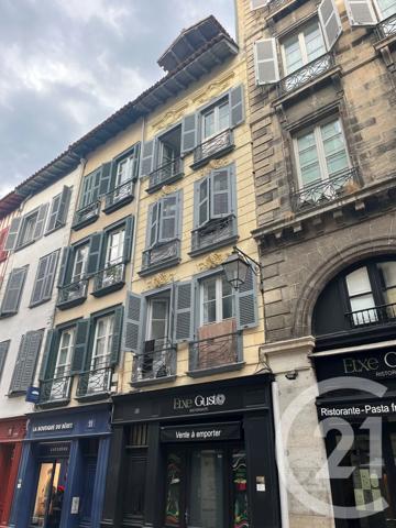 Appartement F1 à vendre  1 pièce - 34,87 m 2   BAYONNE  - 64