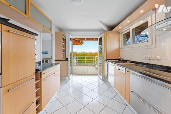 Vente Appartement type 5 de 165,67 m², en attique à Ferney-Voltaire.