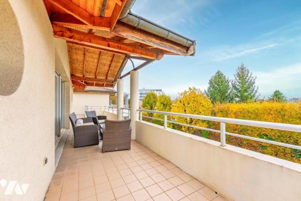 Vente Appartement type 5 de 165,67 m², en attique à Ferney-Voltaire.