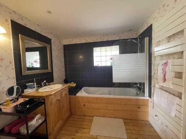 Maison à BADEN, 56870 - 9 pièces 256m²