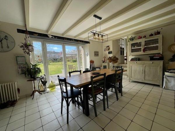 Maison à BADEN, 56870 - 9 pièces 256m²