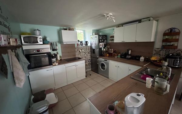 Maison à louer    3 pièces • 93,80 m2 Saint-Léonard-de-Noblat