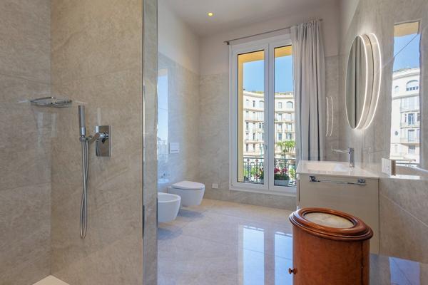 Vente Appartement de luxe Menton 5 Pièces 131 m²