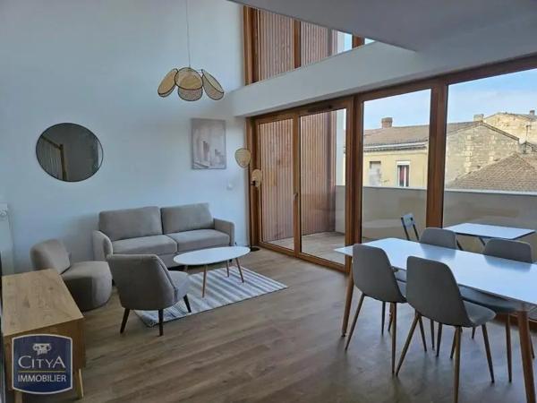 Appartement à louer 5 pièces 101.66m² Bordeaux (33800)