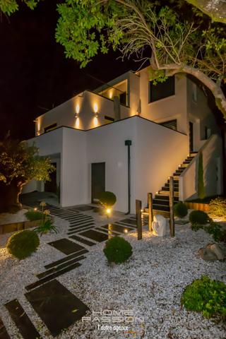 SAINT GEORGES DE DIDONNE  SPLENDIDE VILLA CONTEMPORAINE