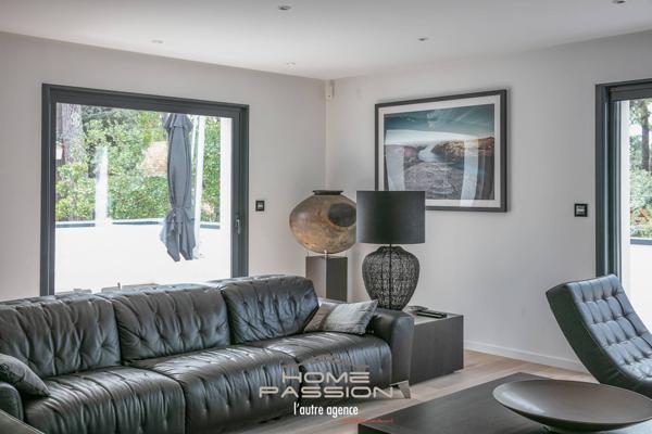 SAINT GEORGES DE DIDONNE  SPLENDIDE VILLA CONTEMPORAINE