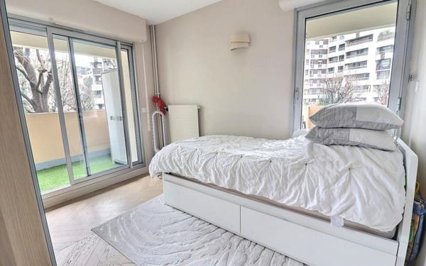 Appartement à vendre    5 pièces • 112 m2 Paris 19