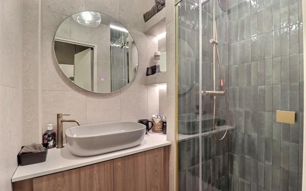 Appartement à vendre    5 pièces • 112 m2 Paris 19