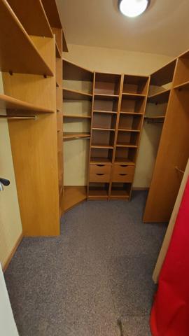 A VENDRE CENTRE HISTORIQUE APPARTEMENT TYPE 3 AVEC BALCON PLUS TERRASSE.