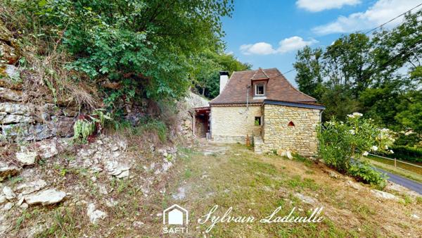 au coeur du perigord noir maison en pierre de 41 m² sur 987 m² de terrain