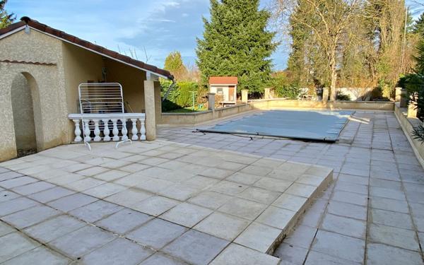 Maison à vendre    5 pièces •  Saint-Vallier