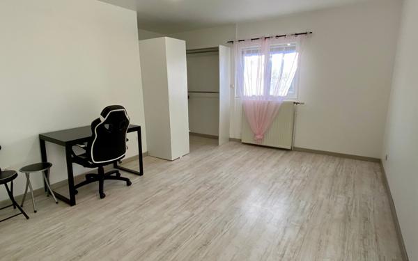 Maison à vendre    5 pièces •  Saint-Vallier