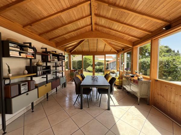 Maison
                                                                                                                                                                                                                                                                                                                        5 pièce(s)                                                                                                                                                                                                          3 chambre(s)                                                                                                                                                                                                          125  m²