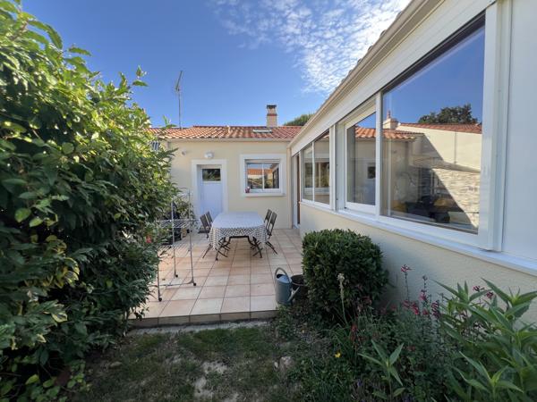 Maison
                                                                                                                                                                                                                                                                                                                        5 pièce(s)                                                                                                                                                                                                          3 chambre(s)                                                                                                                                                                                                          125  m²