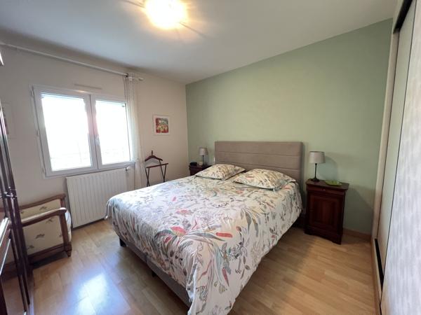 Maison
                                                                                                                                                                                                                                                                                                                        5 pièce(s)                                                                                                                                                                                                          3 chambre(s)                                                                                                                                                                                                          125  m²