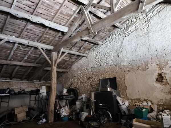 Maison à vendre 149 040 € Montguyon 4 p 106 m² DPE D