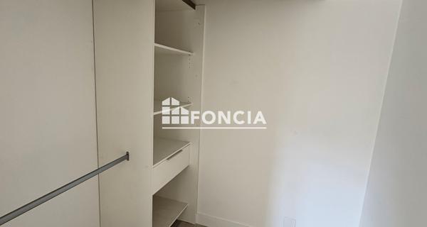 Location Appartement 3 pièces 84.17 m² - Niort 79000