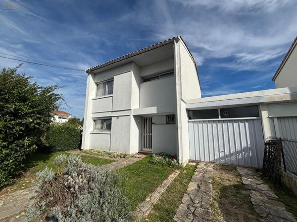 Maison de ville à vendre à Eysines en Gironde (33320), ref : 032/1666   
MIGRON