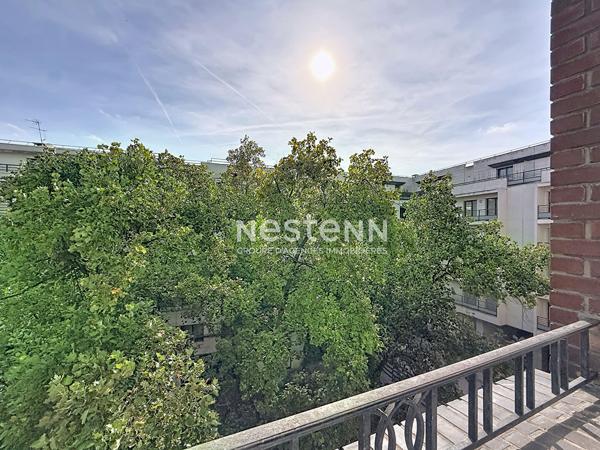 ISSY LES MOULINEAUX - QUARTIER LA FERME - Appartement 2 pièce(s) 43.69 m²