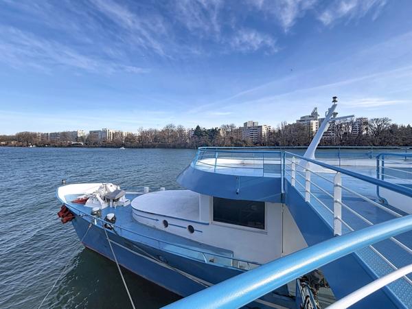 Murs commerciaux - Emplacement premium - péniche