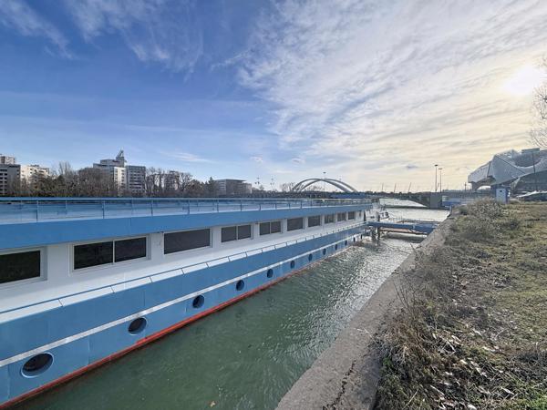 Murs commerciaux - Emplacement premium - péniche