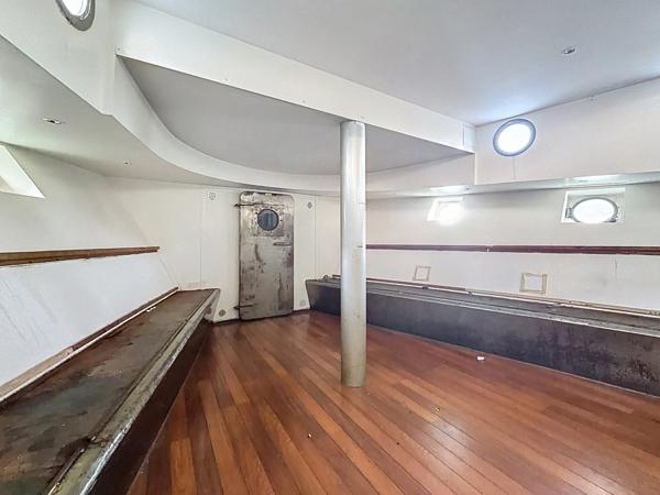 Murs commerciaux - Emplacement premium - péniche