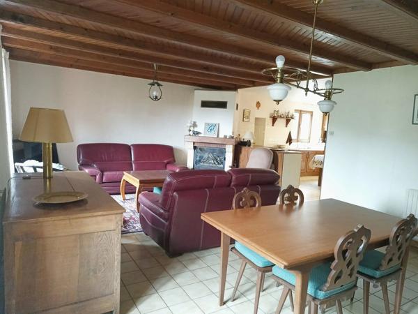 Vente                                                      Maison
                        
                     10 pièces                      119 m2                     à Baccarat