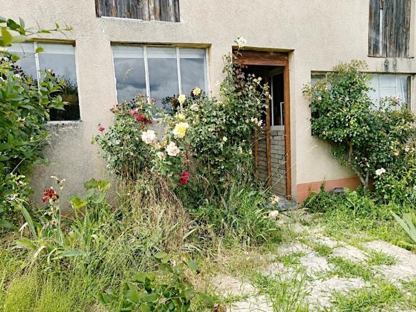 Vente                                                      Maison
                        
                     10 pièces                      119 m2                     à Baccarat