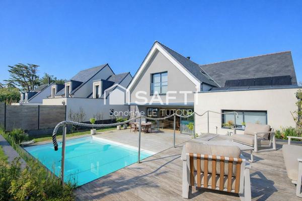 Contemporaine récente 5/6 pièces avec piscine