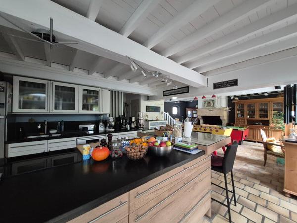 PROPRIETE SITUEE EN BORD DE CAMPAGNE