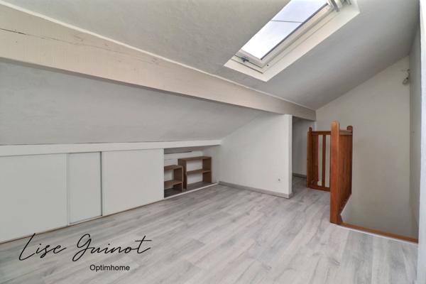 BAZEMONT CENTRE BOURG - CHARME