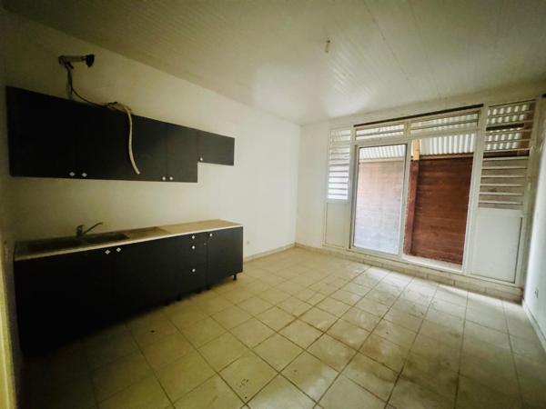 immeuble rendement locatif commerces et logement