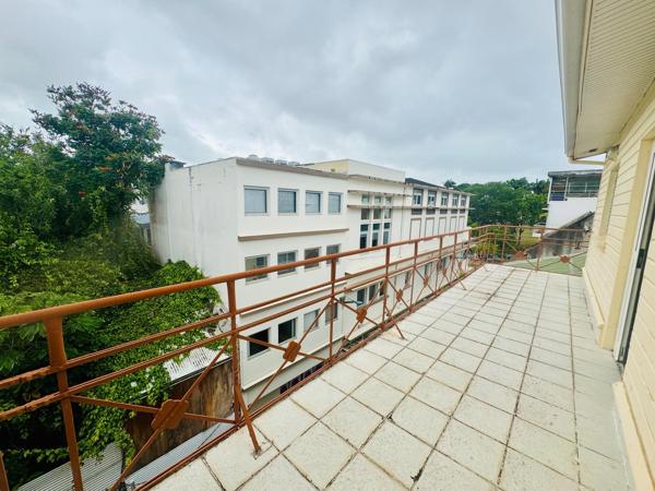 immeuble rendement locatif commerces et logement