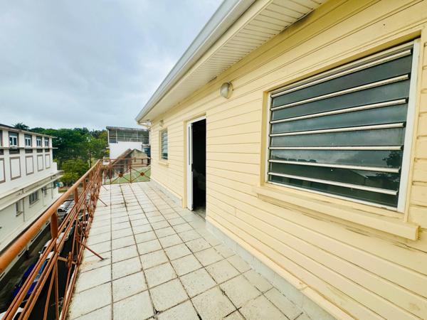immeuble rendement locatif commerces et logement