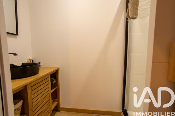 Maison à vendre 6 pièces 107 m² Villeneuve-lès-Avignon