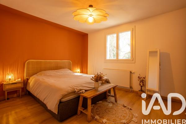 Maison à vendre 6 pièces 107 m² Villeneuve-lès-Avignon