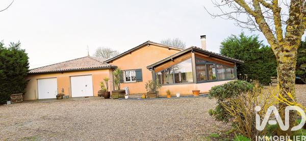 Maison à vendre 7 pièces 145 m² Saint-Ciers-sur-Gironde