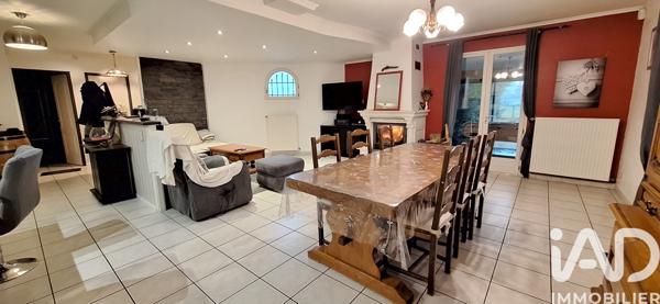 Maison à vendre 7 pièces 145 m² Saint-Ciers-sur-Gironde