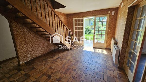 Maison spacieuse à rénover,vie plain pied possible