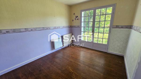 Maison spacieuse à rénover,vie plain pied possible