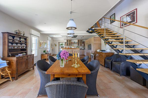 Vente Maison de luxe Plonéour-Lanvern 9 Pièces 530 m²